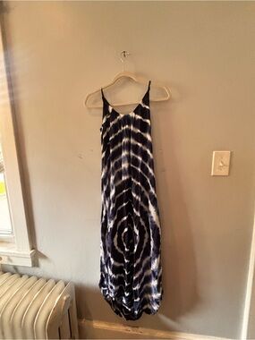 Spiral Tie-Dye Raviva Maxi Dress - Navy/White